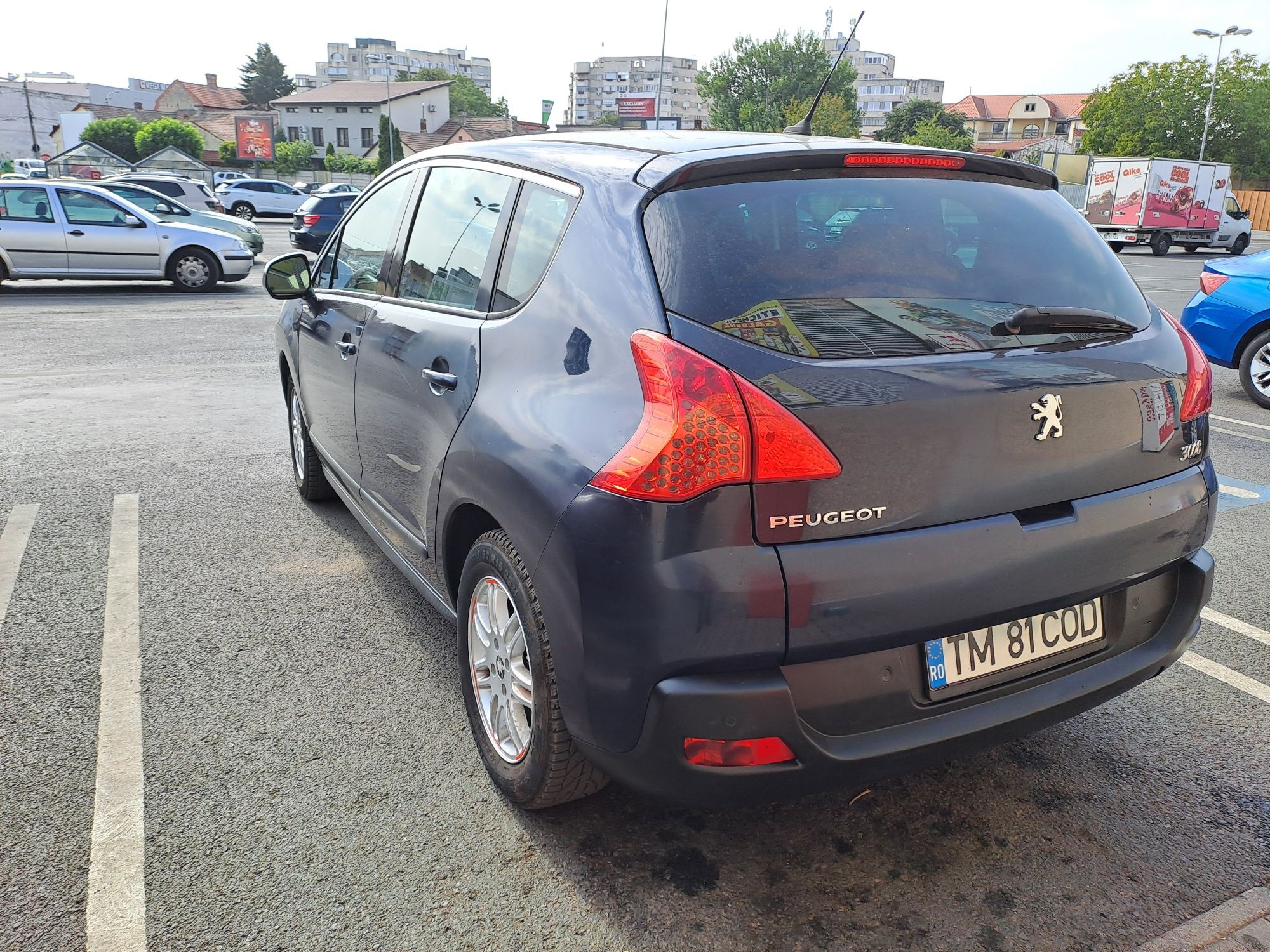 Vind schimb cu Peugeot 3008,2000 Hdi (ofer diferență) Peugeot 3008,1,6