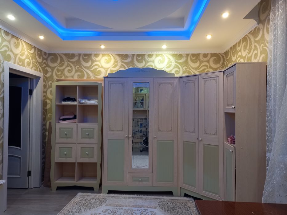 Продам детскую гарнитуру