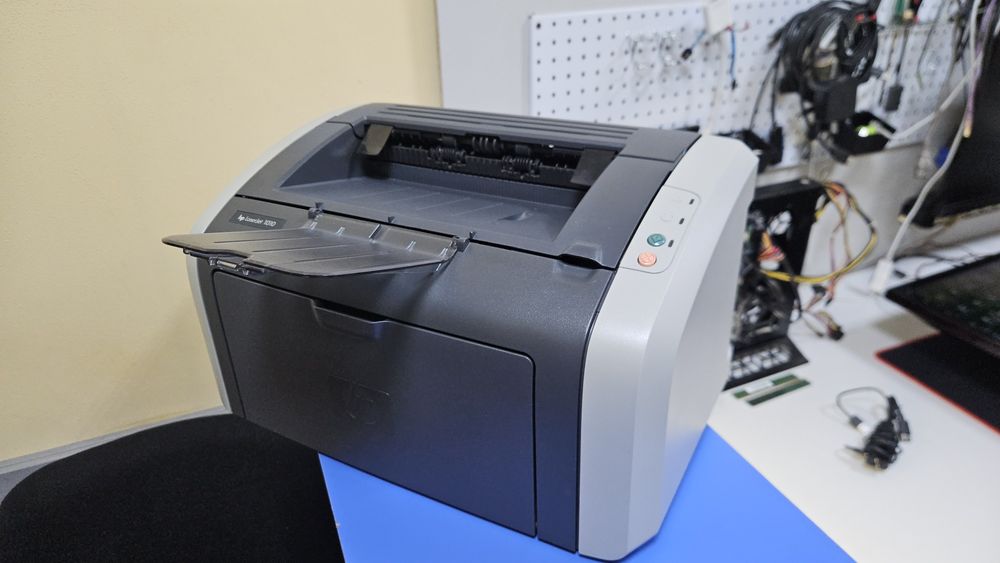 Принтер HP laserjet 1010