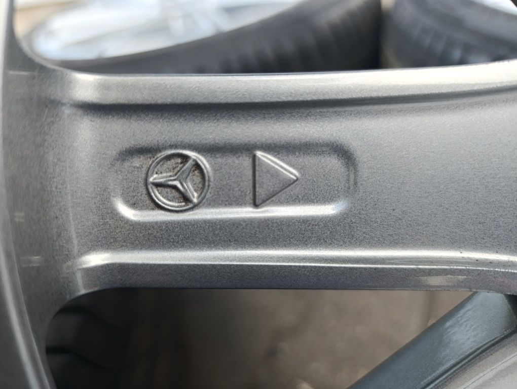 Jante originale Mercedes SLK W 172 , 17'' cu anvelope de vara