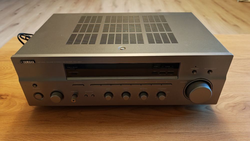 Ресивър Yamaha RX-497