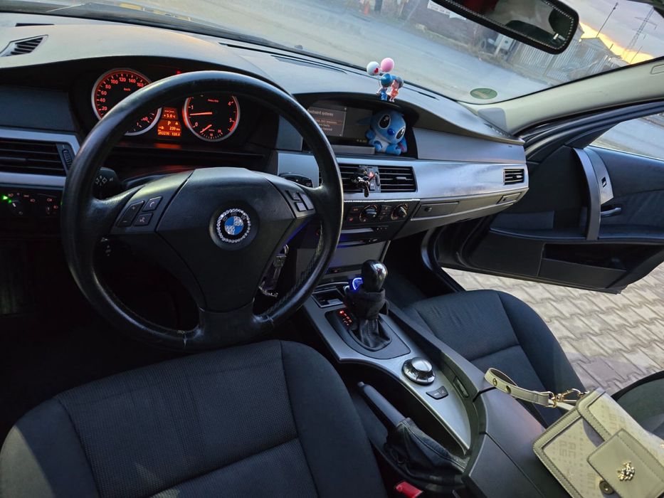 Bmw seria 525d automată.