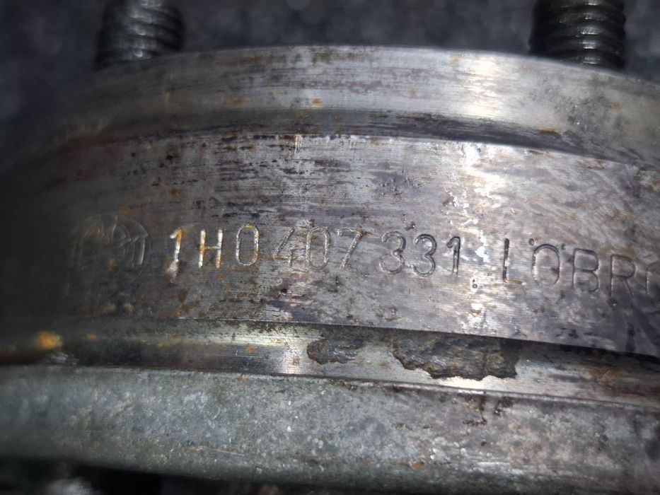 Planetara stanga VOLKSWAGEN CADDY II Box 9K9A 1995 - 20041.9 SDI AEY, AYQ 1H0407331