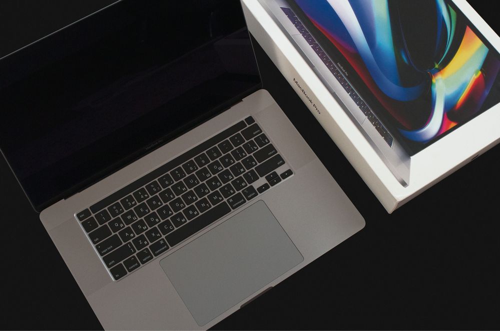 MacBook Pro 2019 16”