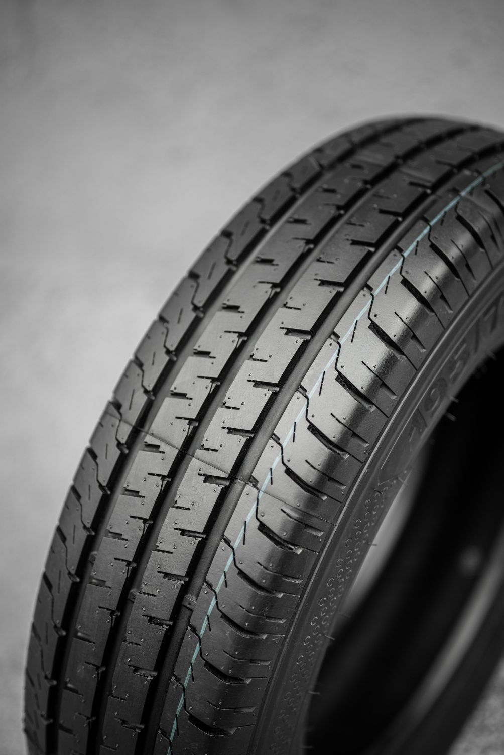 RAPID 215/75R16C EFFIVAN 116/114R