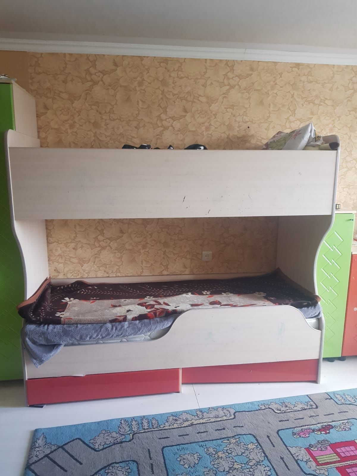 Кровать со шккфом