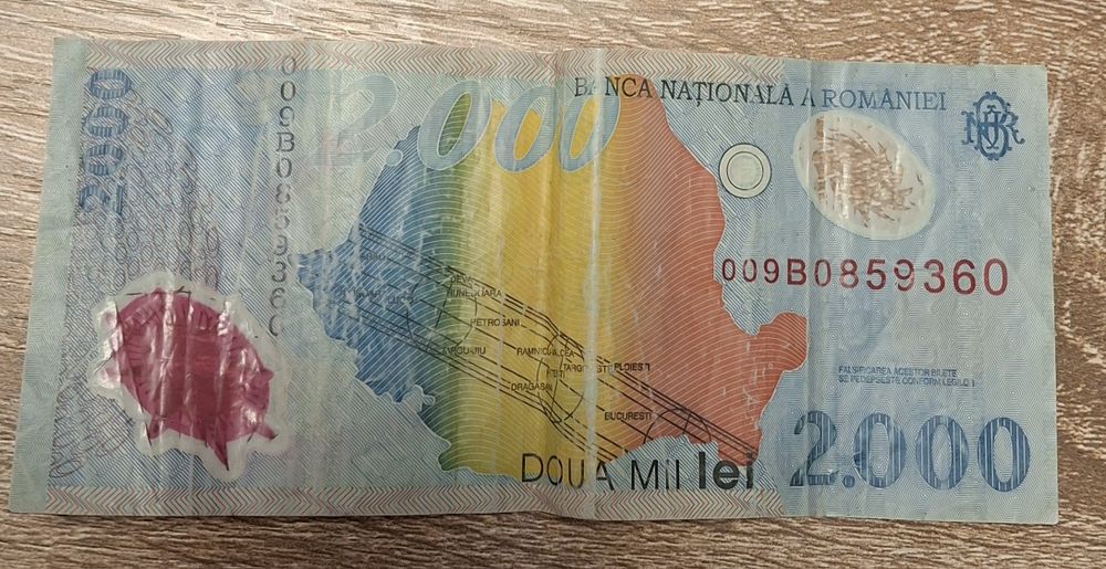 Bancnotă de la eclipsa din 1999 de 2000 de lei