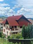 *Vând casă spațioasă cu teren generos – Toplița, Str. Mănăstiri