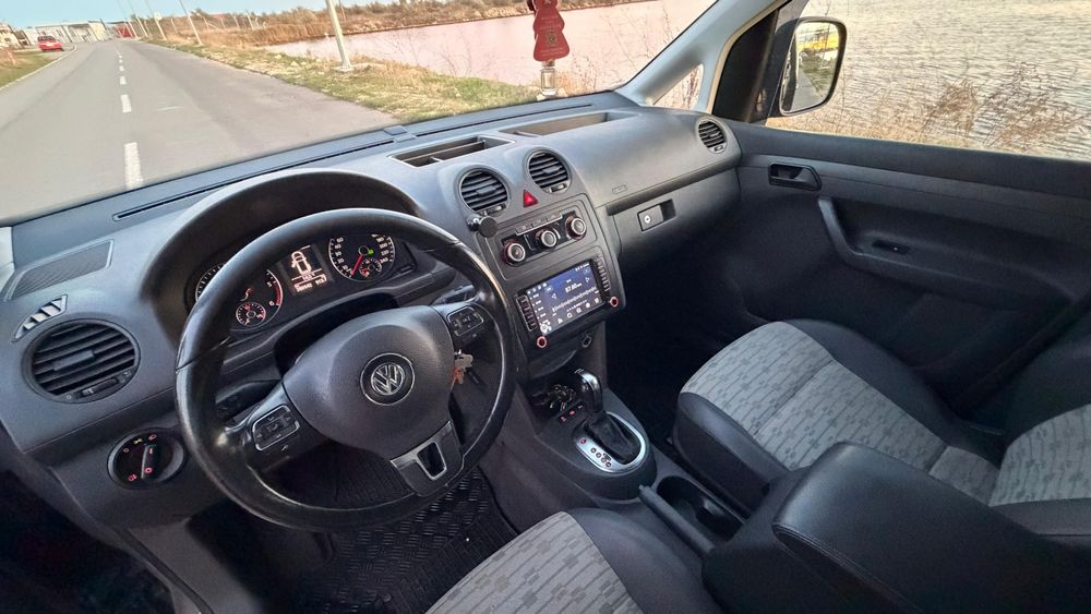 Vând Caddy proprietar dsg