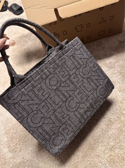 Сива дамска чанта CelinE*