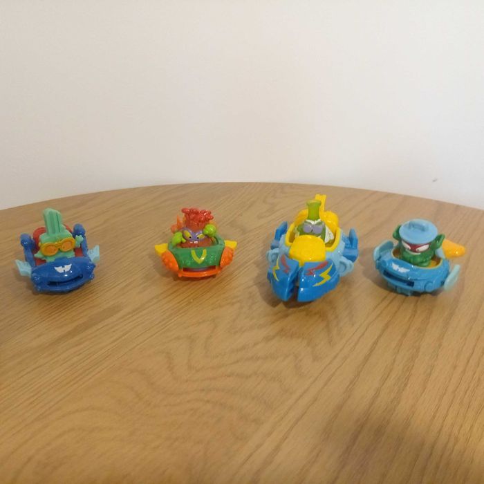 SuperThings si Superzings