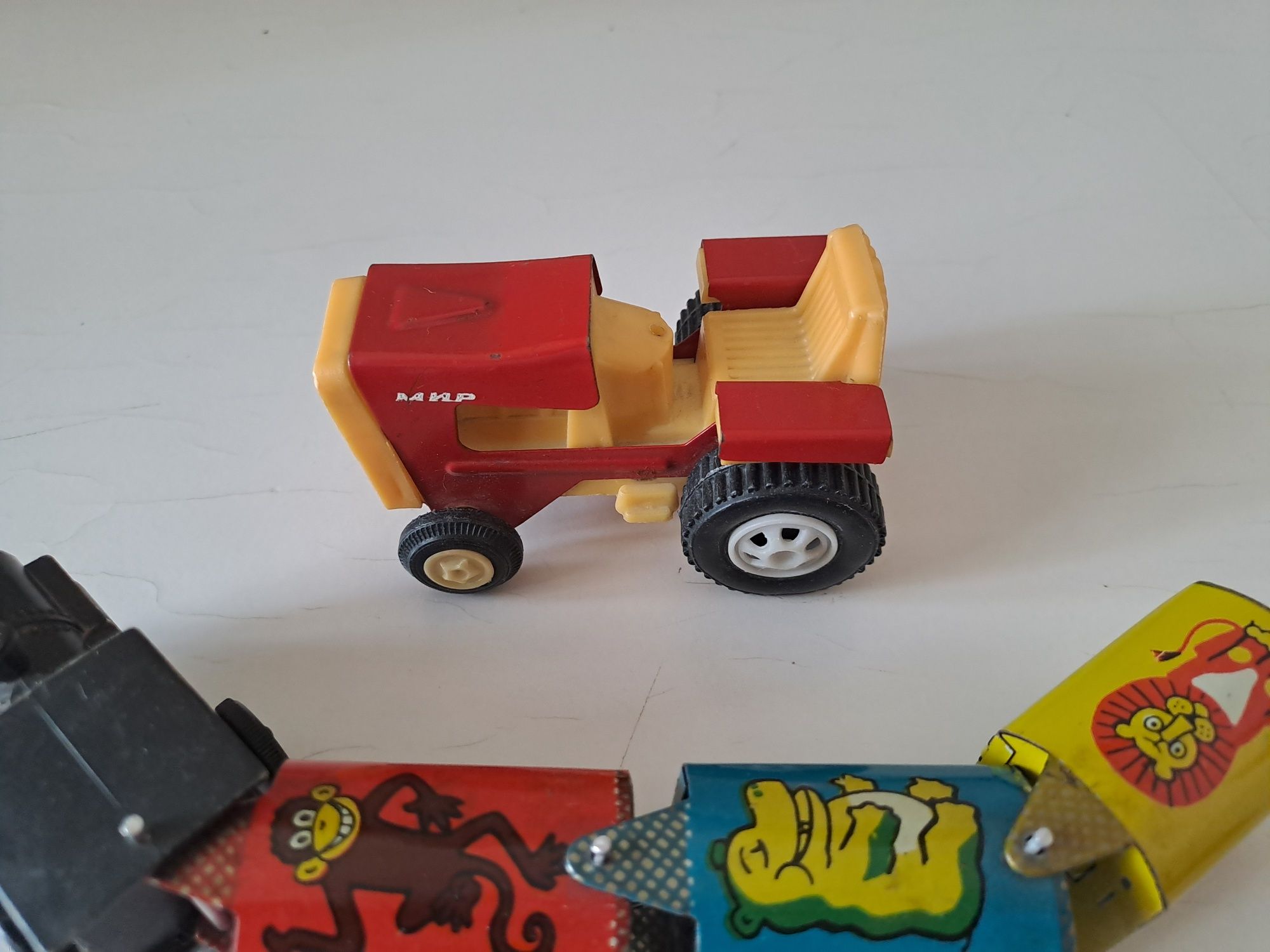 Стари соц играчки