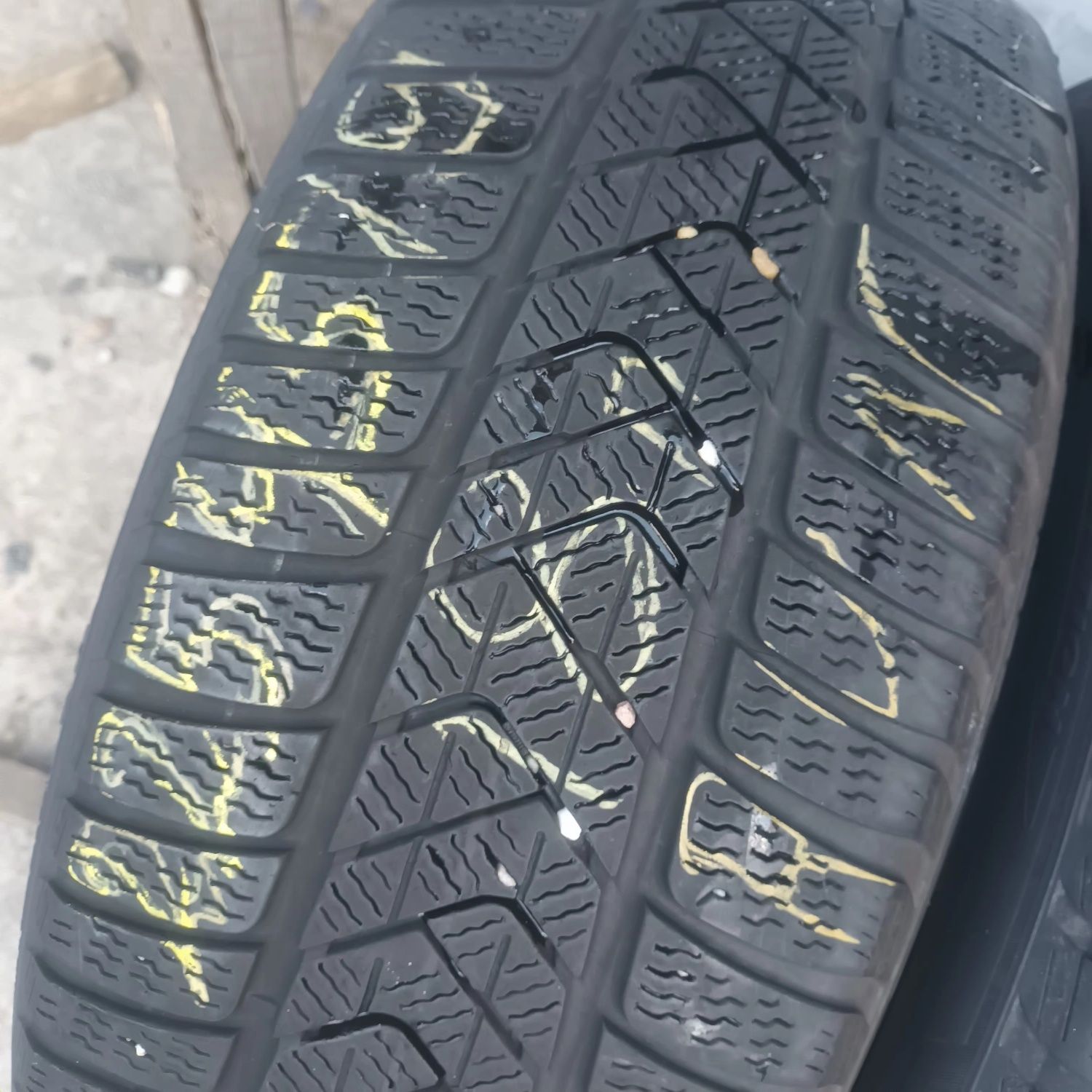 22545 19 PIRELLI 2бр зимни RUN FLAT