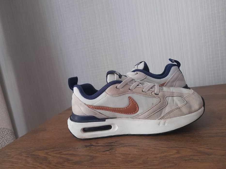 Nike Air max детски маратонки 33 номер.