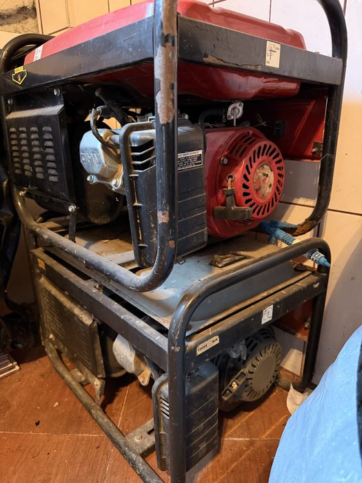 Pachet 2 generatoare 220-AC230V