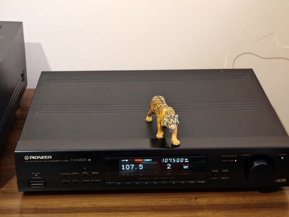 Pioneer F-504RDS. Tuner premium. Rar. Frumusețe Hi-Fi. Preț fix !