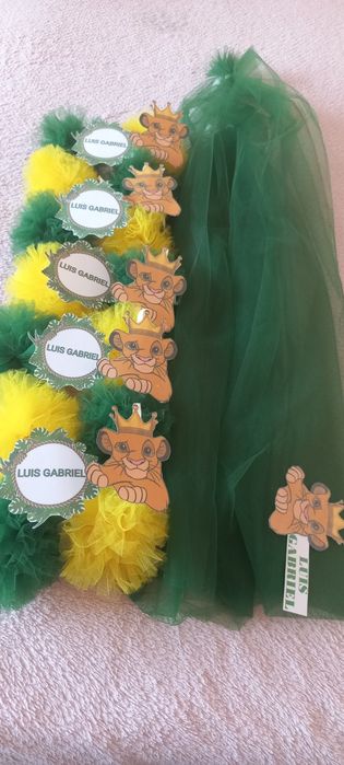 Aranjamente cristelnita personalizate