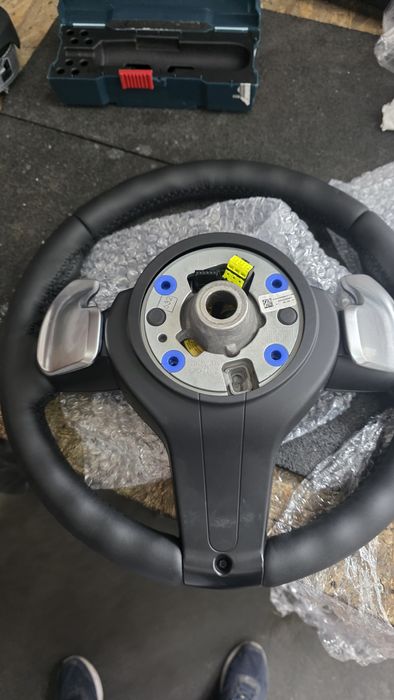Volan bmw m performamce f10 f11 f01 f06 f02 cu padele original