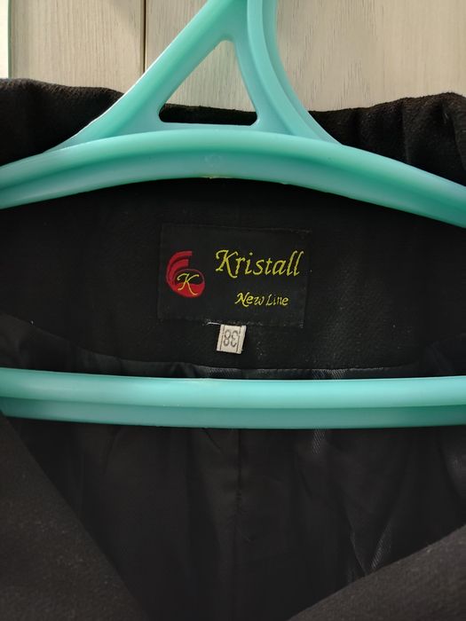 Пальто сотилади.