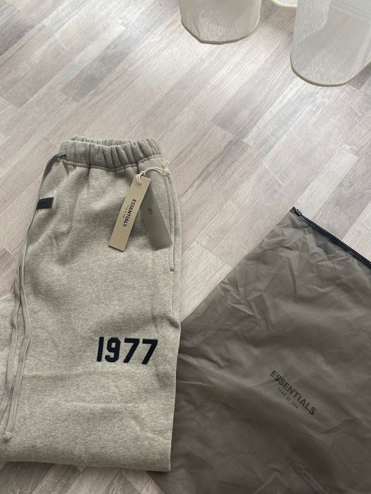 Pantaloni Essentials Fear of God 2023