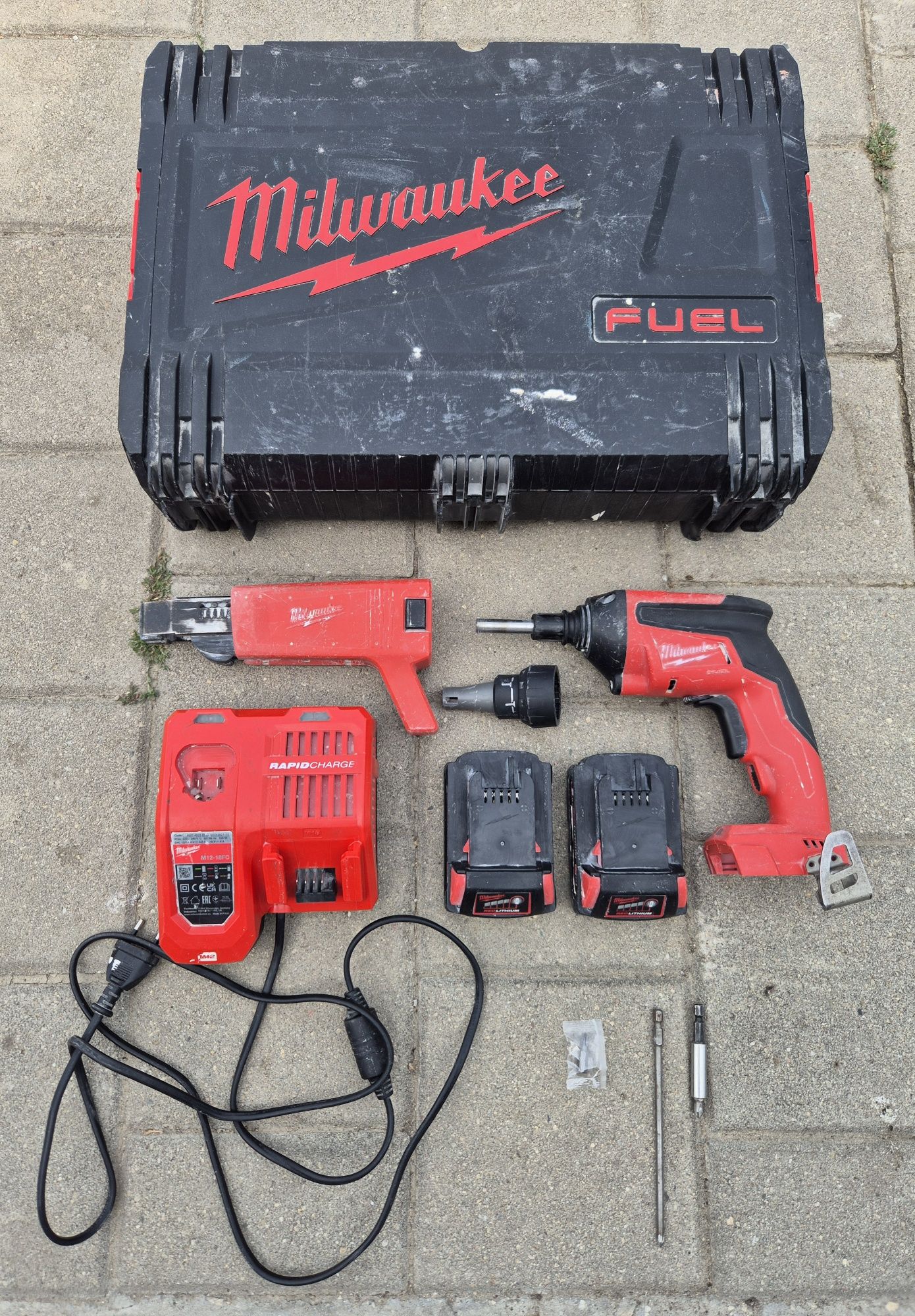 Акумулаторен безчетков винтоверт Milwaukee M18