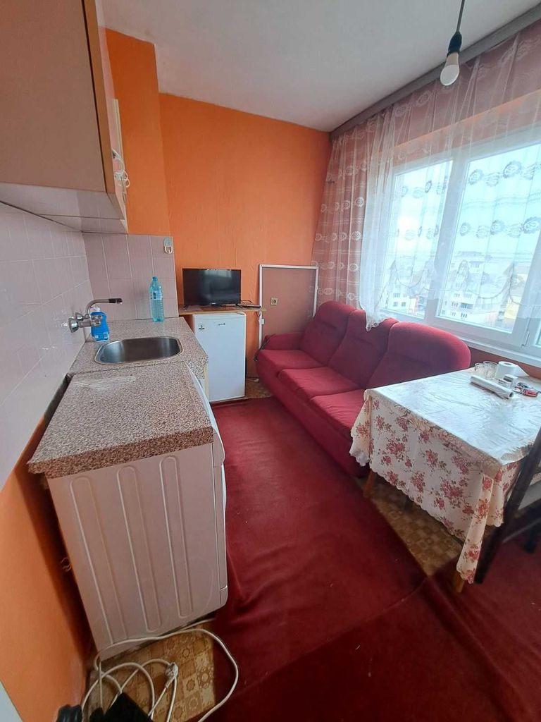 Продава се Четиристаен апартамент в Перник, Изток - 91 кв.м за 1264 €/кв.м - Снимка #7