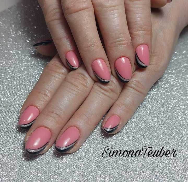 Unghii cu gel și oja semi-permanenta