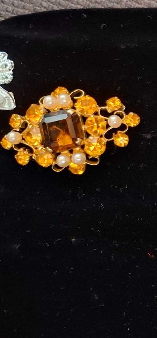 Брошки от 60-70-те години