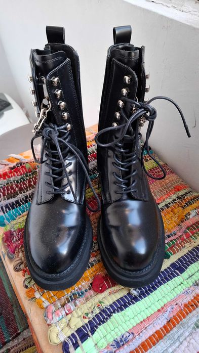 IL PASSO - Ghete damă, model deosebit din piele naturală