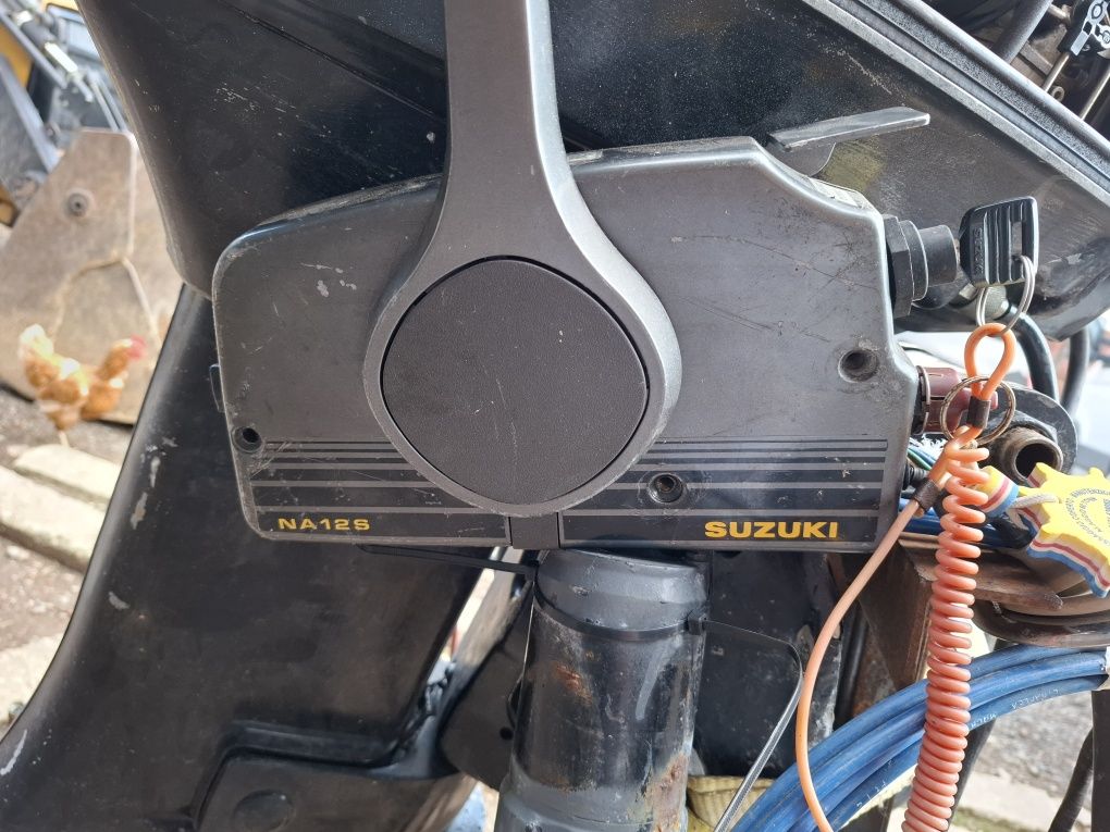 motor barca Suzuki 75 Dt