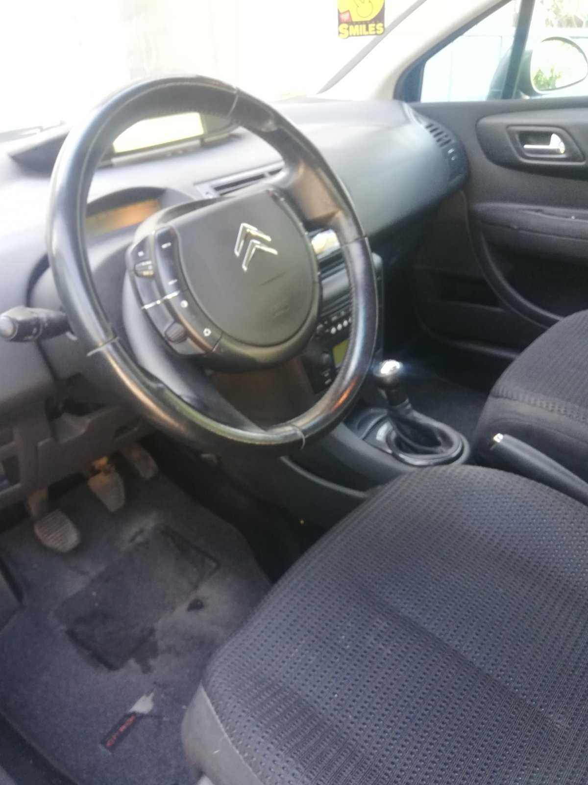 ПРОДАВА citroen C4 2005г.
