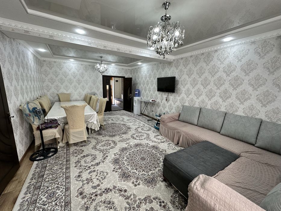 Продается дом 11 комнат с участком 3 сотки Яккасарай Ул.Шота Руставели