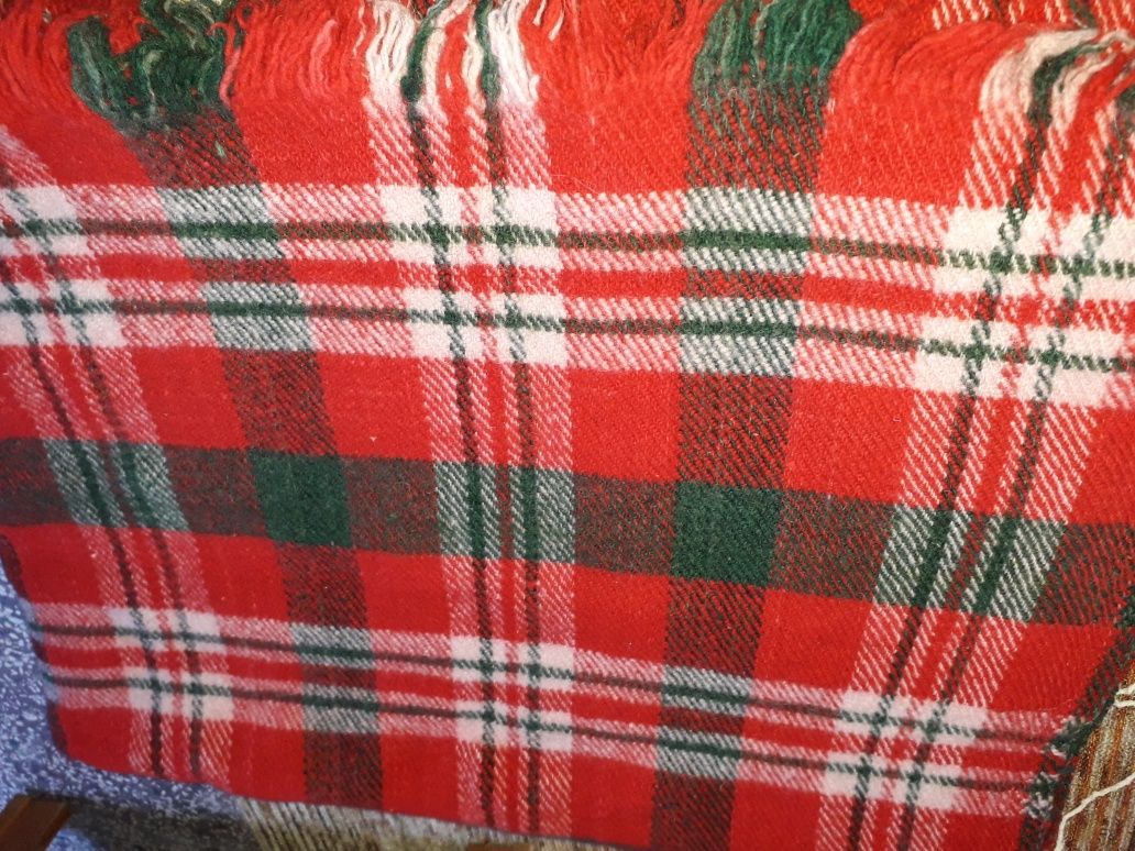 Родопски одеяла- 100 % вълна