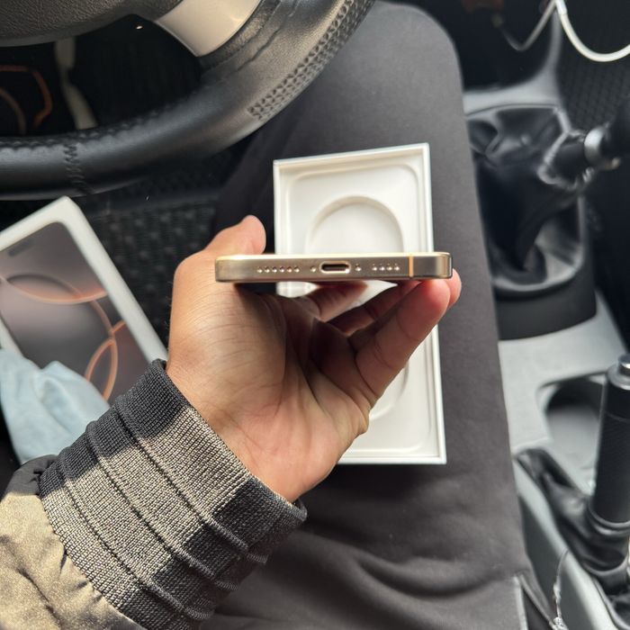 Iphone 16 pro max 256 gb 91% desert