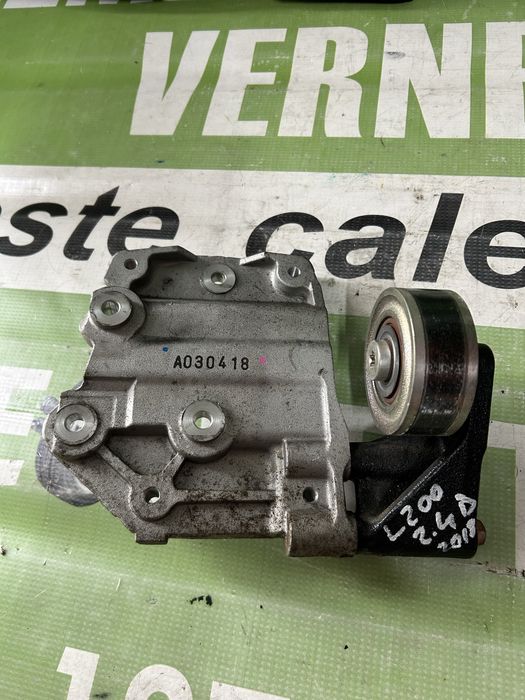 Suport accesorii motor Mitubishi L200 2.4 Di-D 2018