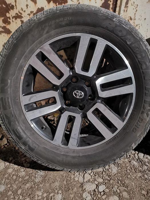 Зимни гуми 265/65/17 Bridgestone Blizak lm 005 dot 3320