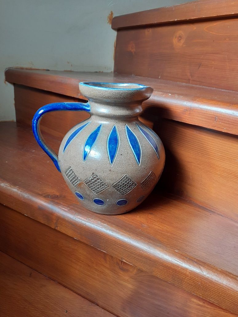 Diverse vase decorative ceramice și metalice, panoplie germana zinc