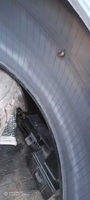 Зимни гуми 235/45/18