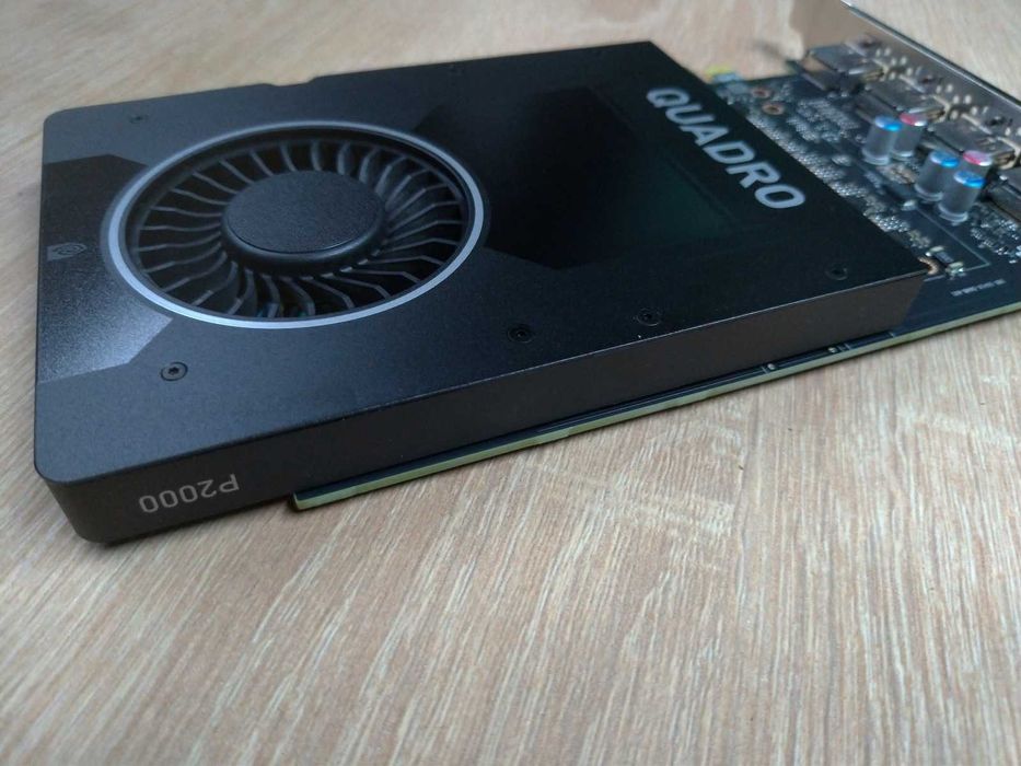 nVidia Quadro P2000 5GB 160 Bit GDDR5, 4xDP, PciE x16