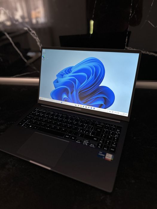 Vand leptop Samsung Galaxy Book4