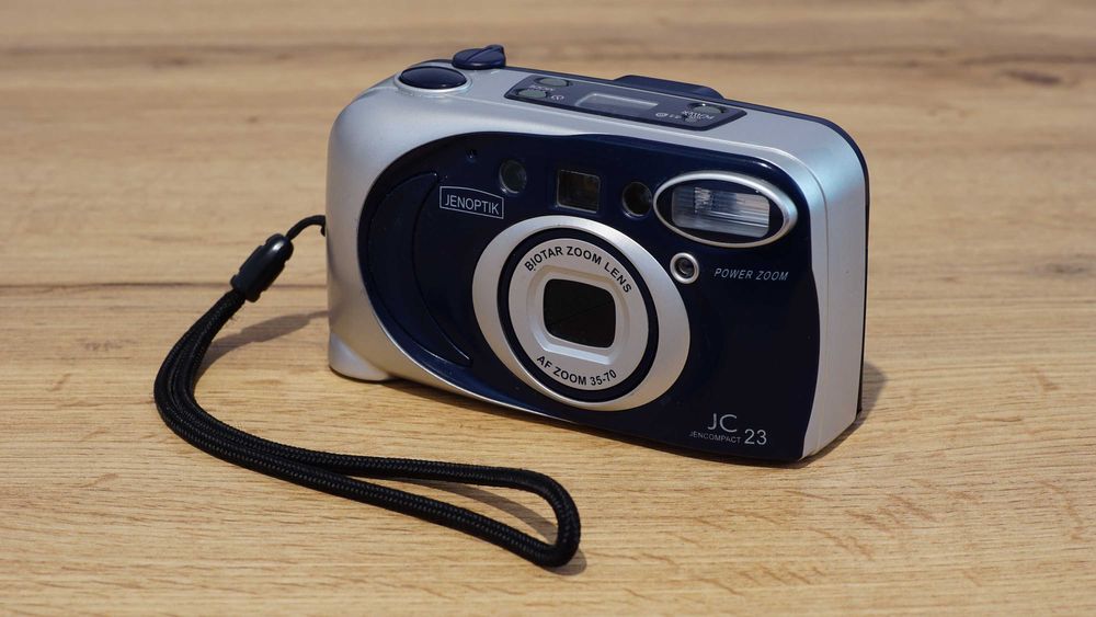 Aparat foto pe film Jenoptik Jencompact JC 23 obiectiv Biotar 35-70mm
