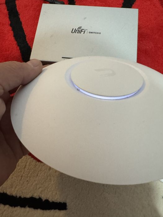 Unifi nanoHD/unifi swich
