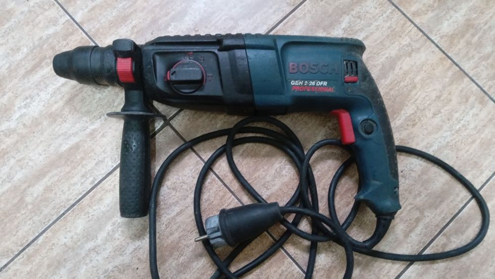 Bormasina-Ciocan rotopercutor Bosch 2-26 DFR