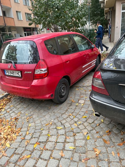 Продава се Хонда джаз