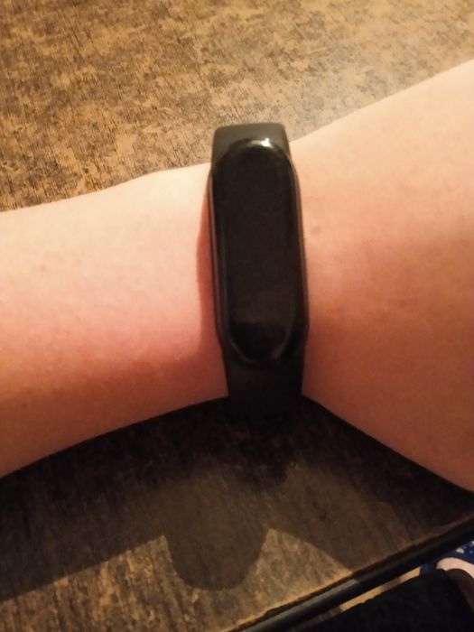 Продам часы М6 за 7000