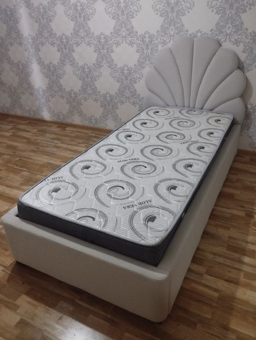 Bir kiwilik krvatlar 90 200 razmeri