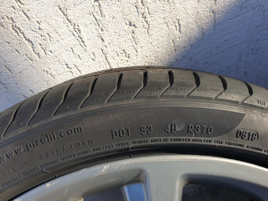225 40 18 Pirelli vara