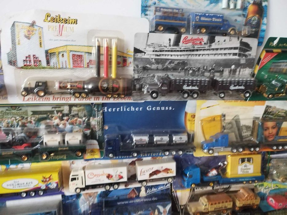 Голяма колекция от камиони Herpa