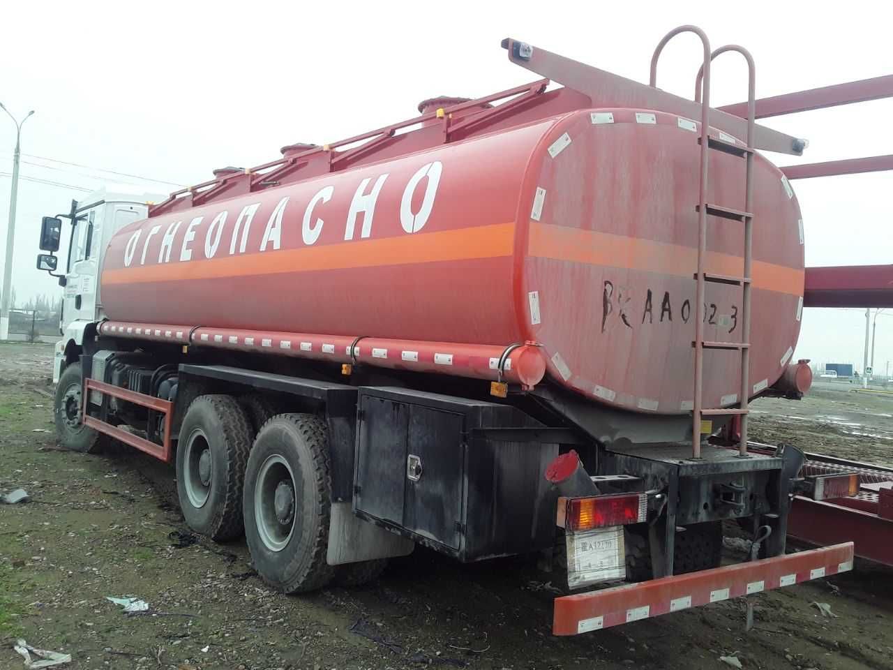 SHACMAN H3000 25 кублик бензовоз.