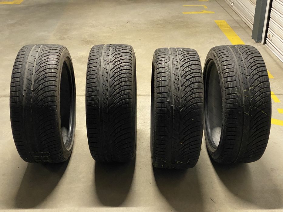 225/40/18 зимни гуми Мишелин Алпин 4